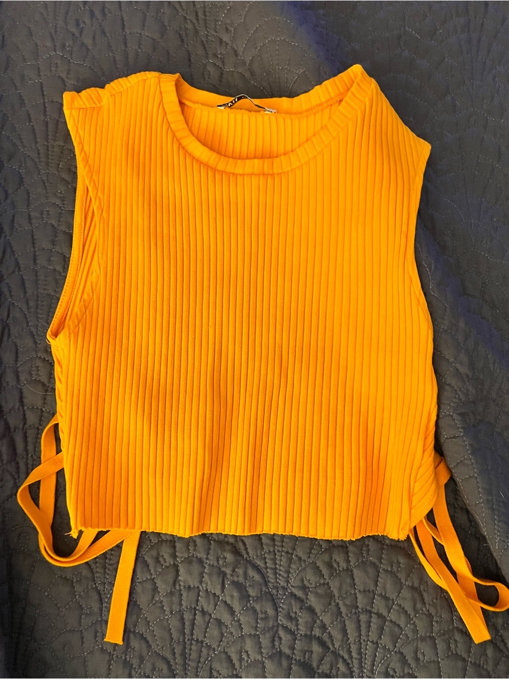 Zara Ribbed Crop Top - Picture 3 of 5